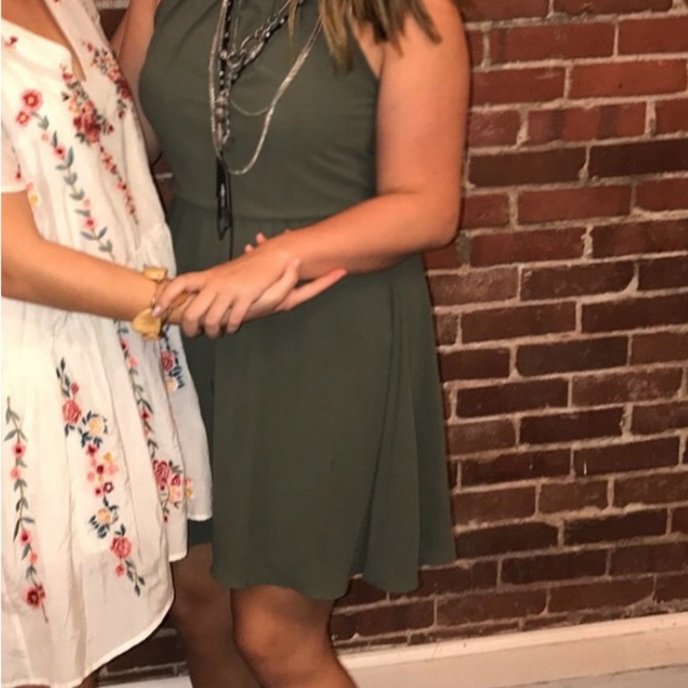 Elegant Green Halter Sleeveless Shift Mini Dress